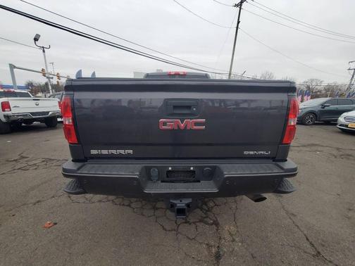 2016 GMC Sierra 2500 Denali