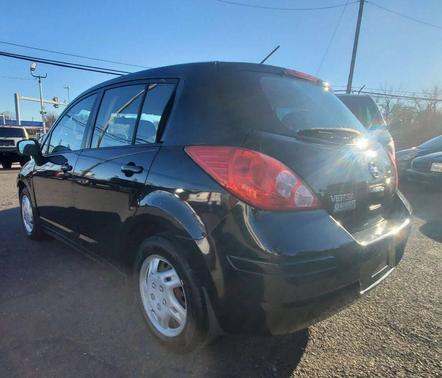 2009 Nissan Versa 1.8 S