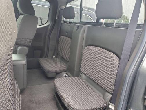 2006 Nissan Frontier LE King Cab