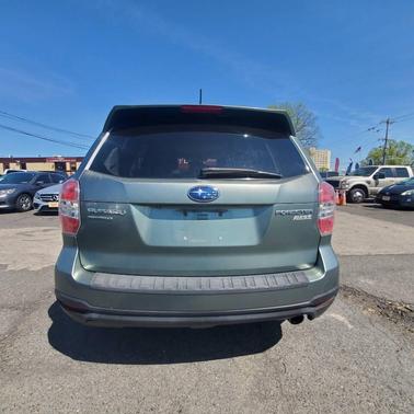 Green 2014 Subaru Forester 2.5i Limited