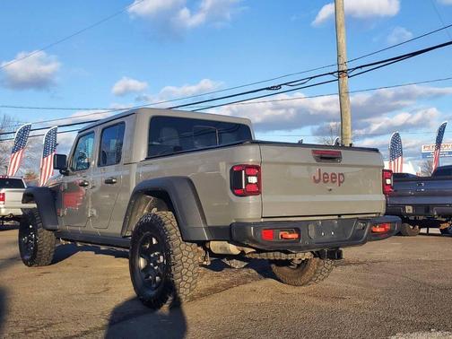 2021 Jeep Gladiator Mojave 4x4 4dr Crew Cab 5.0 ft. SB
