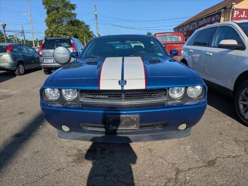 2010 Dodge Challenger SE
