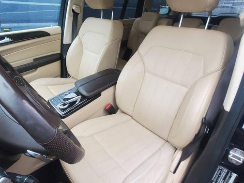 2018 Mercedes-Benz GLS 450 4MATIC