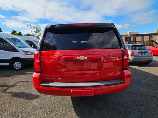 Siren Red Tintcoat 2020 Chevrolet Suburban LT