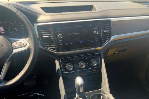 2022 Volkswagen Atlas 3.6L SE w/Technology