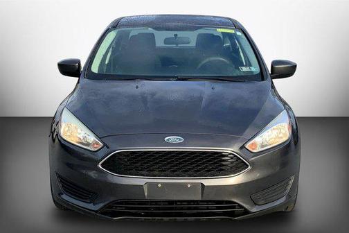 Magnetic 2018 Ford Focus SE