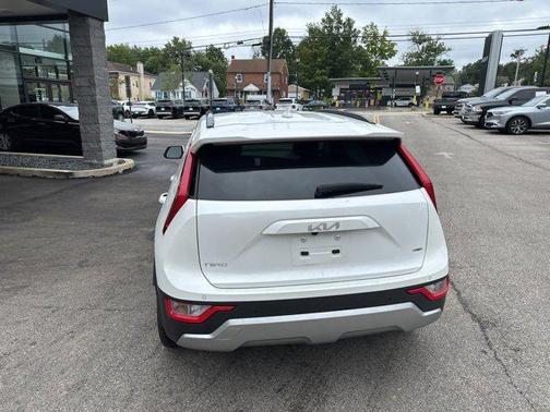 2023 Kia Niro EX