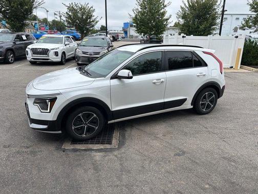 2023 Kia Niro EX