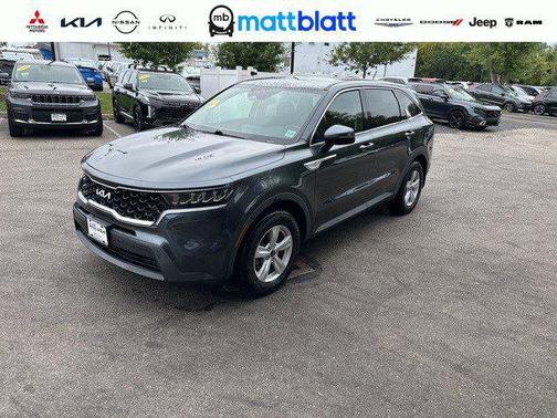 2022 Kia Sorento LX