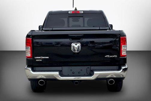 Diamond Black Crystal Pearlcoat 2023 RAM 1500 Lone Star