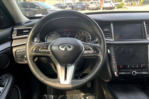 2022 INFINITI QX50 LUXE
