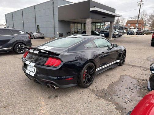 2021 Ford Shelby GT500 Base