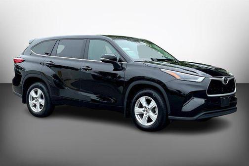 2022 Toyota Highlander L
