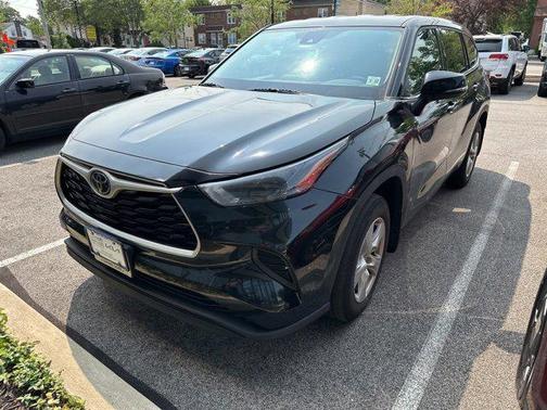 2022 Toyota Highlander L
