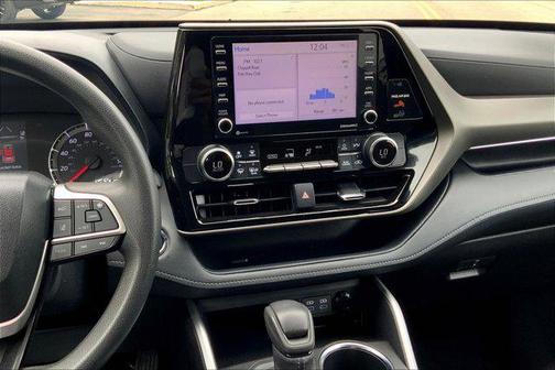 2022 Toyota Highlander L