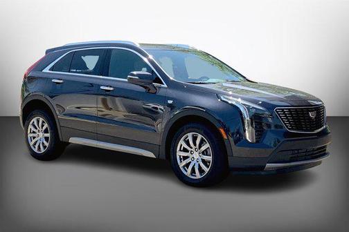 2022 Cadillac XT4 Premium Luxury