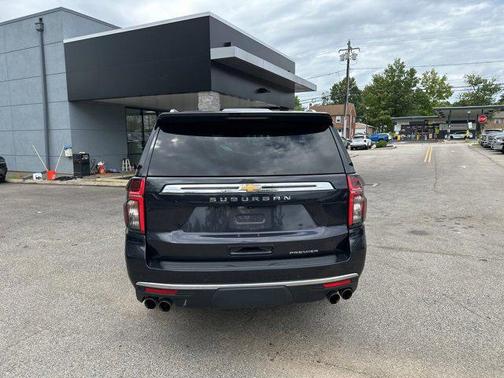 2023 Chevrolet Suburban Premier