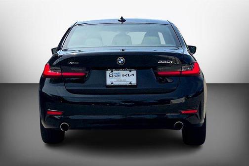 2019 BMW 330 i xDrive