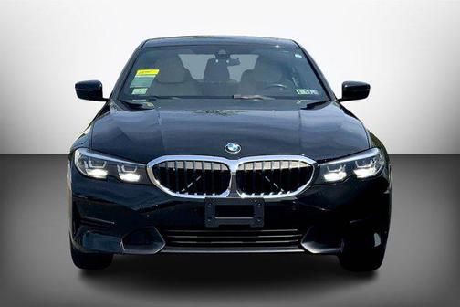 2019 BMW 330 i xDrive