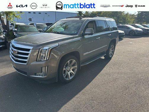 2017 Cadillac Escalade Luxury