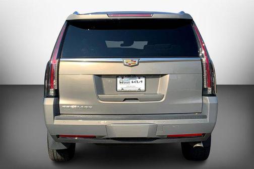 2017 Cadillac Escalade Luxury