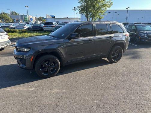 2023 Jeep Grand Cherokee Altitude