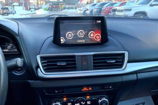 2018 Mazda Mazda3 Touring