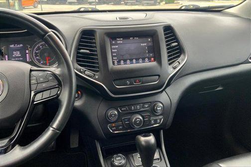 2019 Jeep Cherokee Altitude