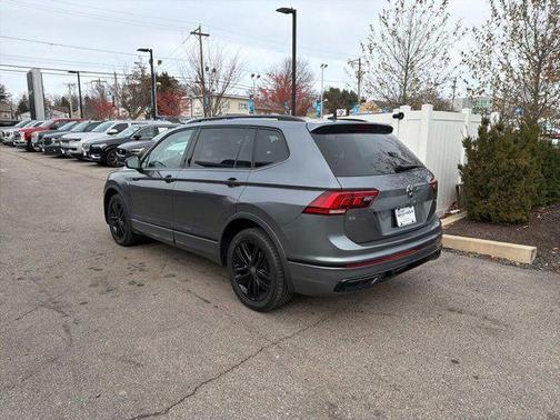 2022 Volkswagen Tiguan 2.0T SE R-Line Black 4MOTION
