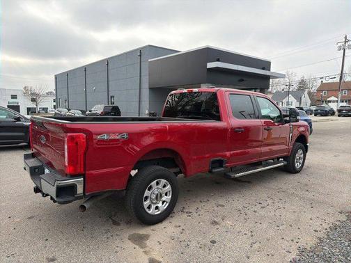 2023 Ford F-250 XLT