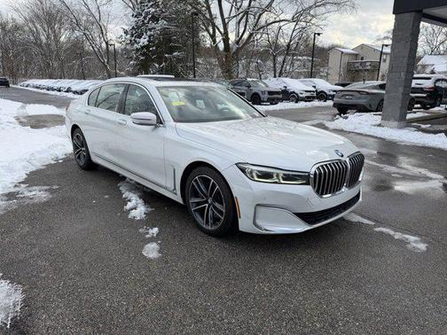 2021 BMW 750 i xDrive