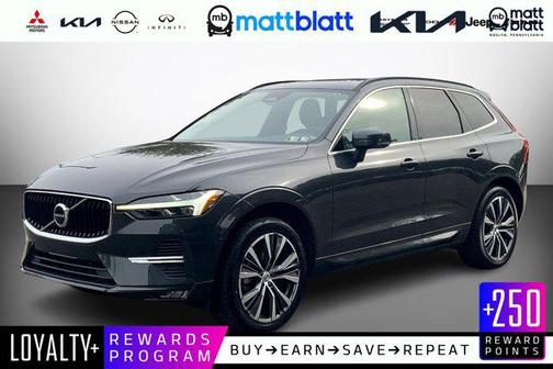 2022 Volvo XC60 Momentum
