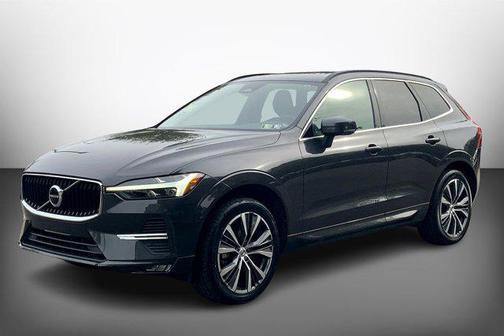 2022 Volvo XC60 Momentum