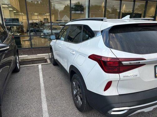 2023 Kia Seltos S