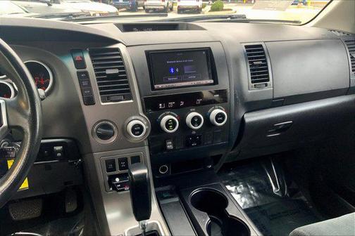 2016 Toyota Sequoia SR5