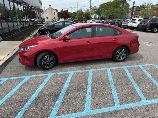 2022 Kia Forte LXS