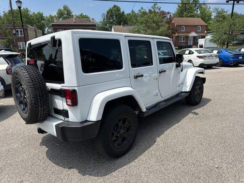 2016 Jeep Wrangler Unlimited Sahara