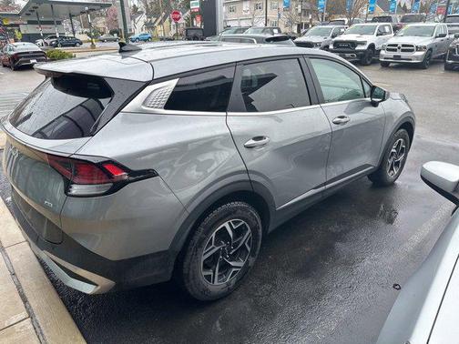 2023 Kia Sportage LX