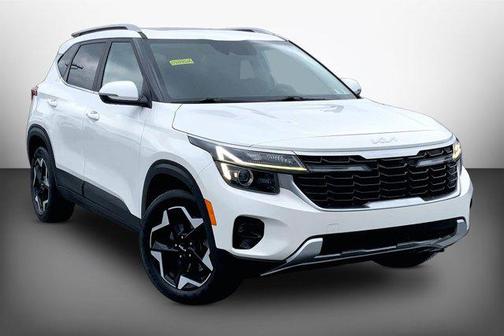 Snow White Pearl 2024 Kia Seltos EX