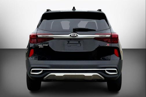 Cherry Black 2021 Kia Seltos S