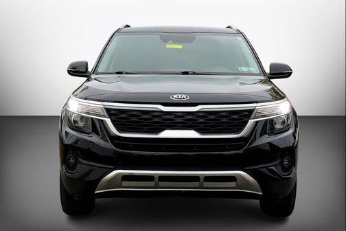 Cherry Black 2021 Kia Seltos S