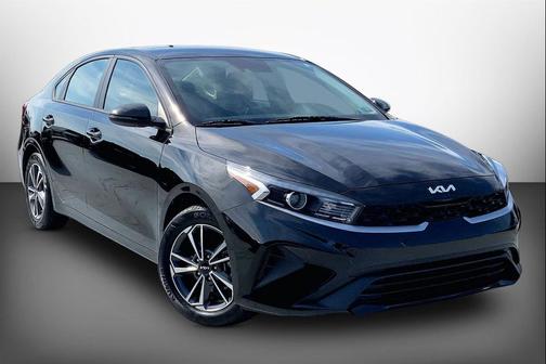 Aurora Black 2023 Kia Forte LXS