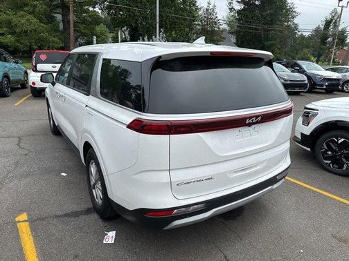 2022 Kia Carnival LXS