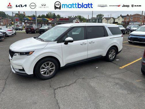 2022 Kia Carnival LXS