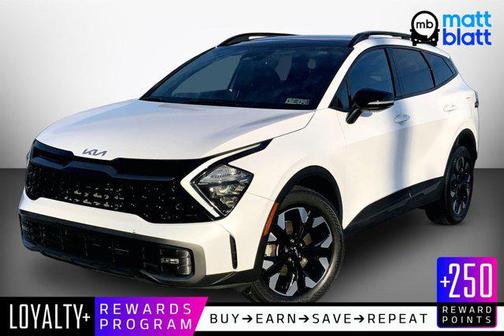 Glacial White Pearl 2023 Kia Sportage X-Line