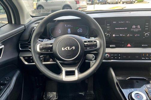 2023 Kia Sportage Hybrid LX