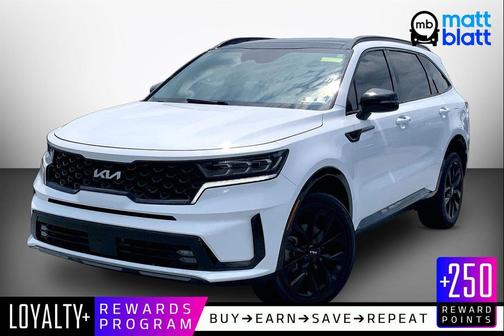 Glacial White Pearl 2023 Kia Sorento SX