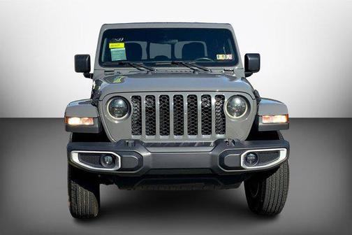 2022 Jeep Gladiator Sport S