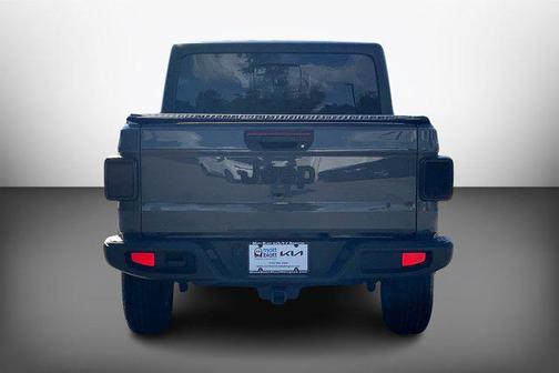 2022 Jeep Gladiator Sport S