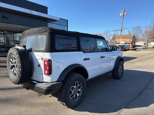 2022 Ford Bronco Badlands